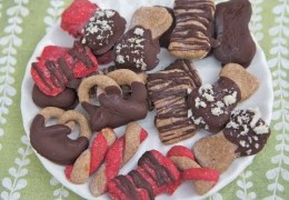 EASY Gourmet Christmas Cookies For Your Dog
